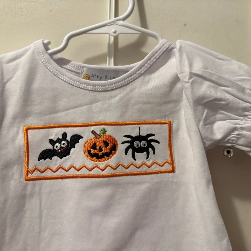 N/A nwt embroidered